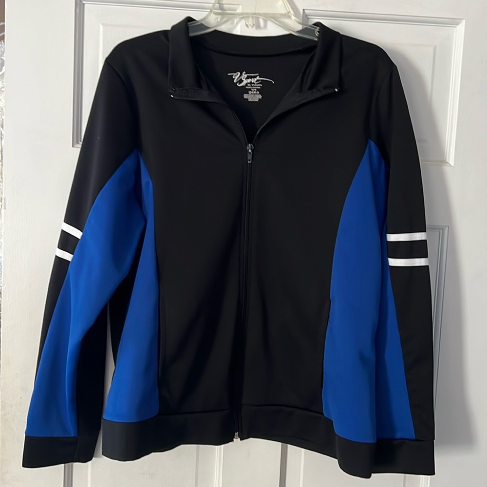 BLACK/BLUE /WHITE LIGHT WEIGHT JACKET SIZE 14/16